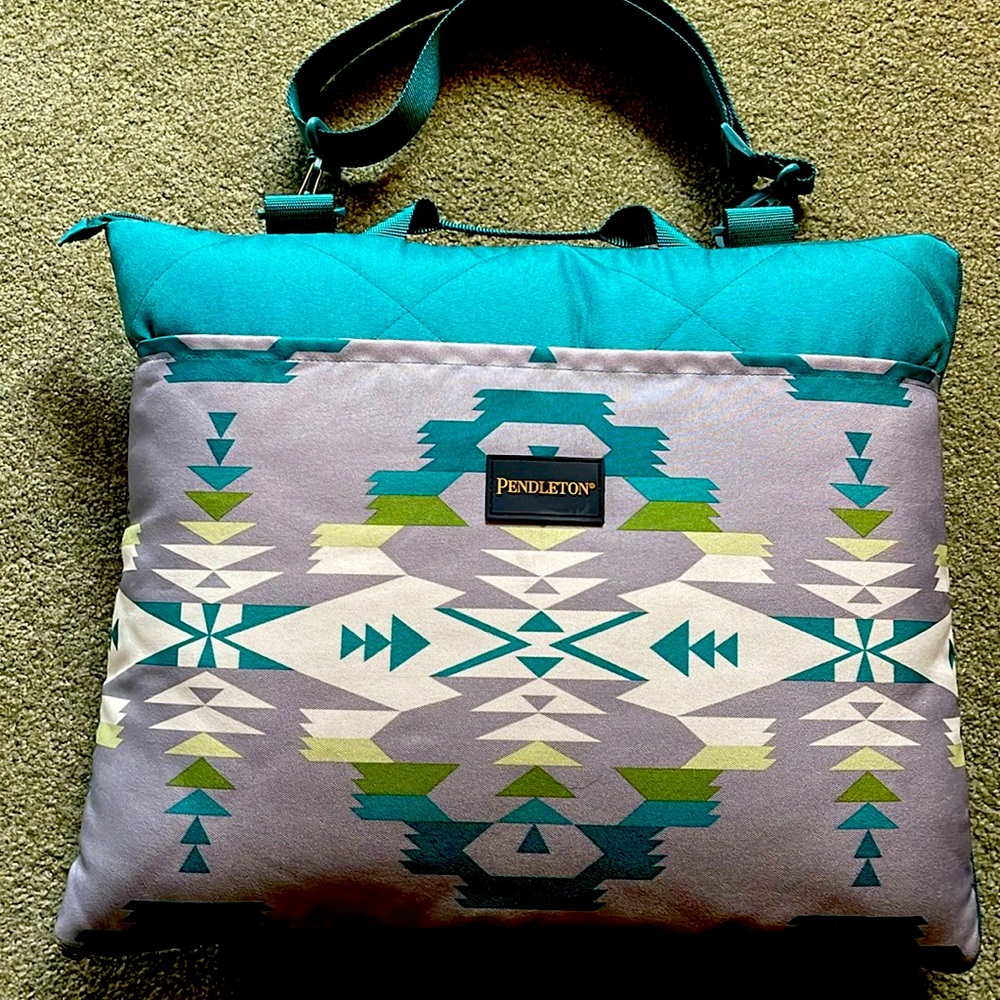 Pendleton Outdoor Packable Blanket